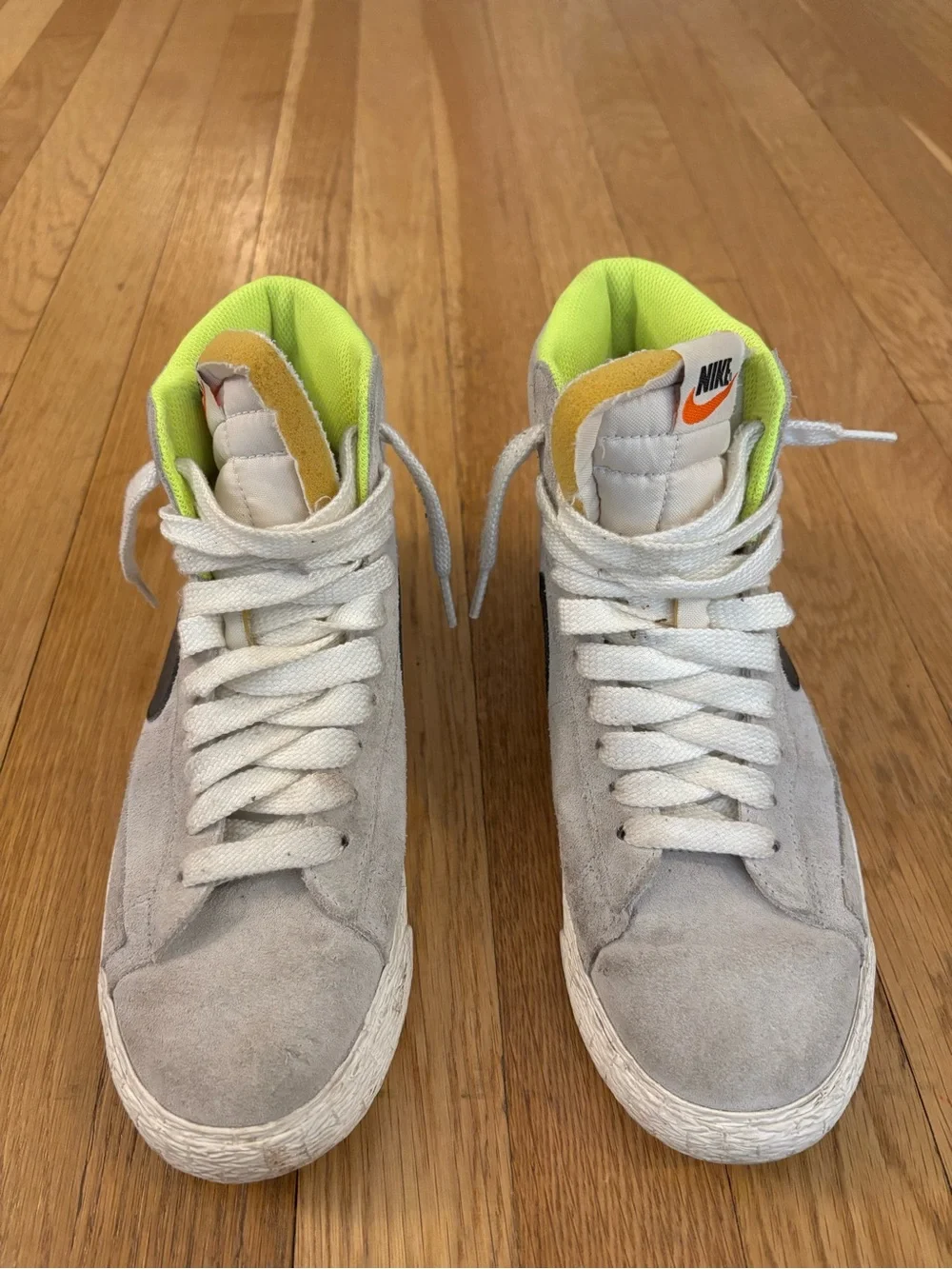 Nike High-Top Sneakers in Light Gray with Neon Yellow Lining
